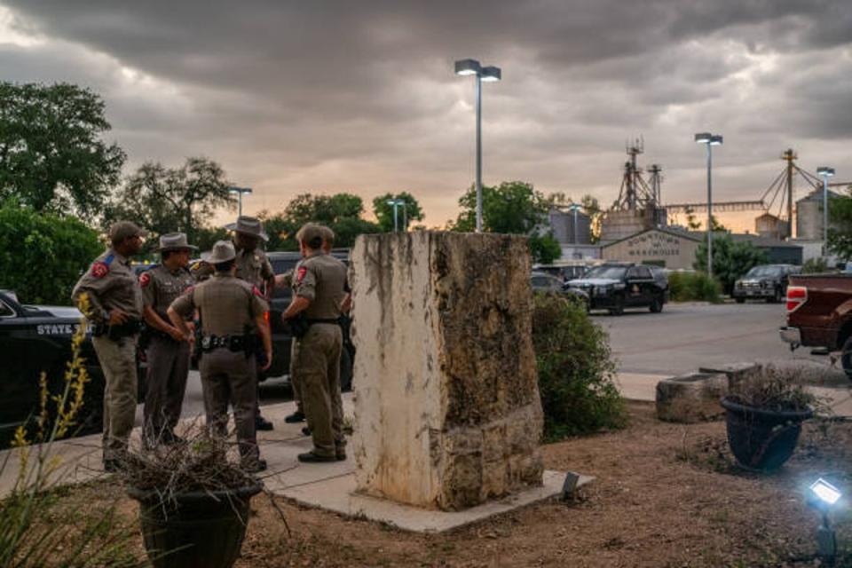 Police officers in Uvalde, Texas, following the school shooting (Brandon Bell / Getty Images)