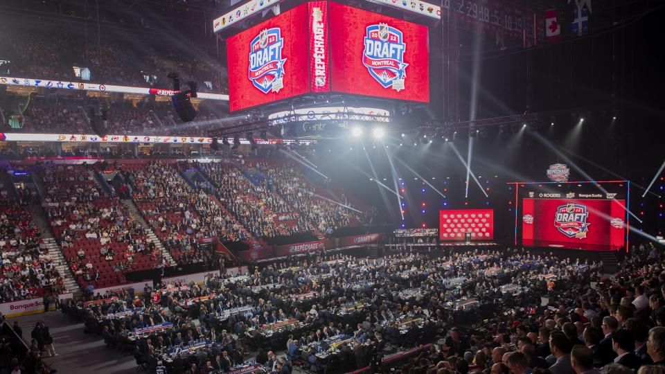 Some franchises shine at the NHL draft while others tend to make plenty of mistakes. (Ryan Remiorz/CP)