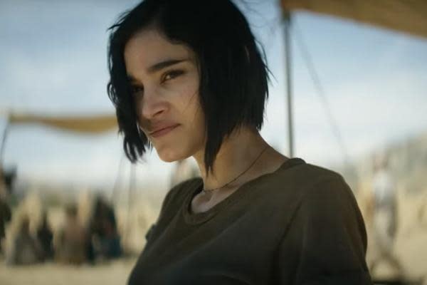 Sofia Boutella en 'Rebel Moon (Parte dos): La guerrera que deja marcas' (Imagen: Netflix)