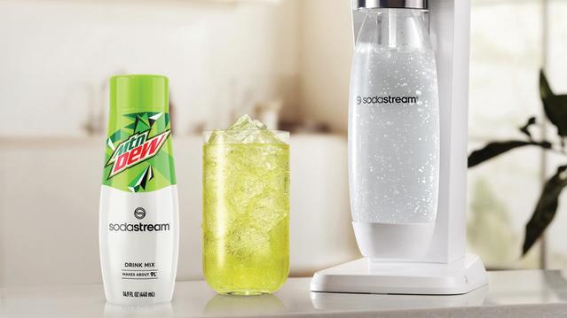 Hey Twitch streamers: Mountain Dew is watching you and will reward you if  you drink soda on air - Tubefilter