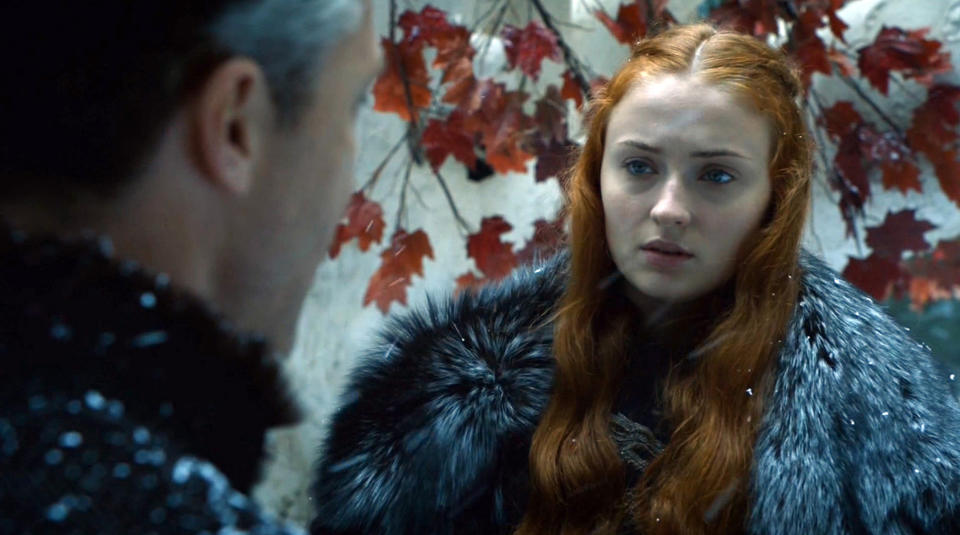 Die hübsche Sansa Stark ist zunächst naiv und schwärmt von ihrem Prinzen. Doch die Realität sieht anders aus: Die älteste Stark-Tochter durchläuft im Lauf der Geschichte eine wahre Odyssee physischer und psychischer Misshandlungen, die sie verändern. (Bild-Copyright: Intertopics/LKM Media/Ldt/ddp Images)