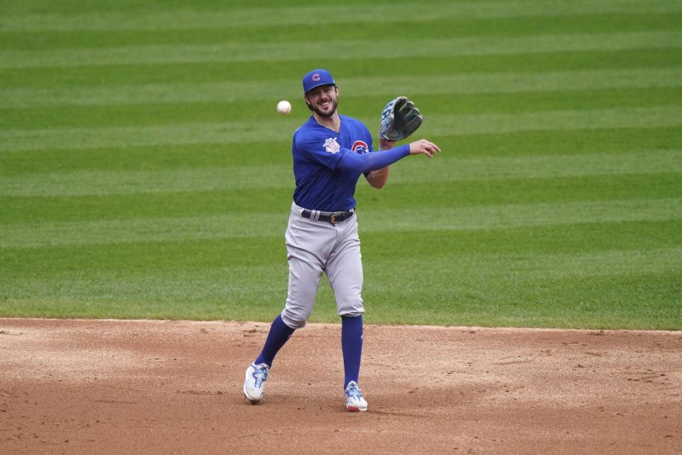 Chicago Cubs third baseman Kris Bryant throws out Chicago White Sox's Nick Madrigal.
