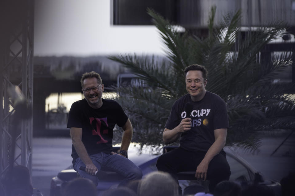 SpaceX T-Mobile