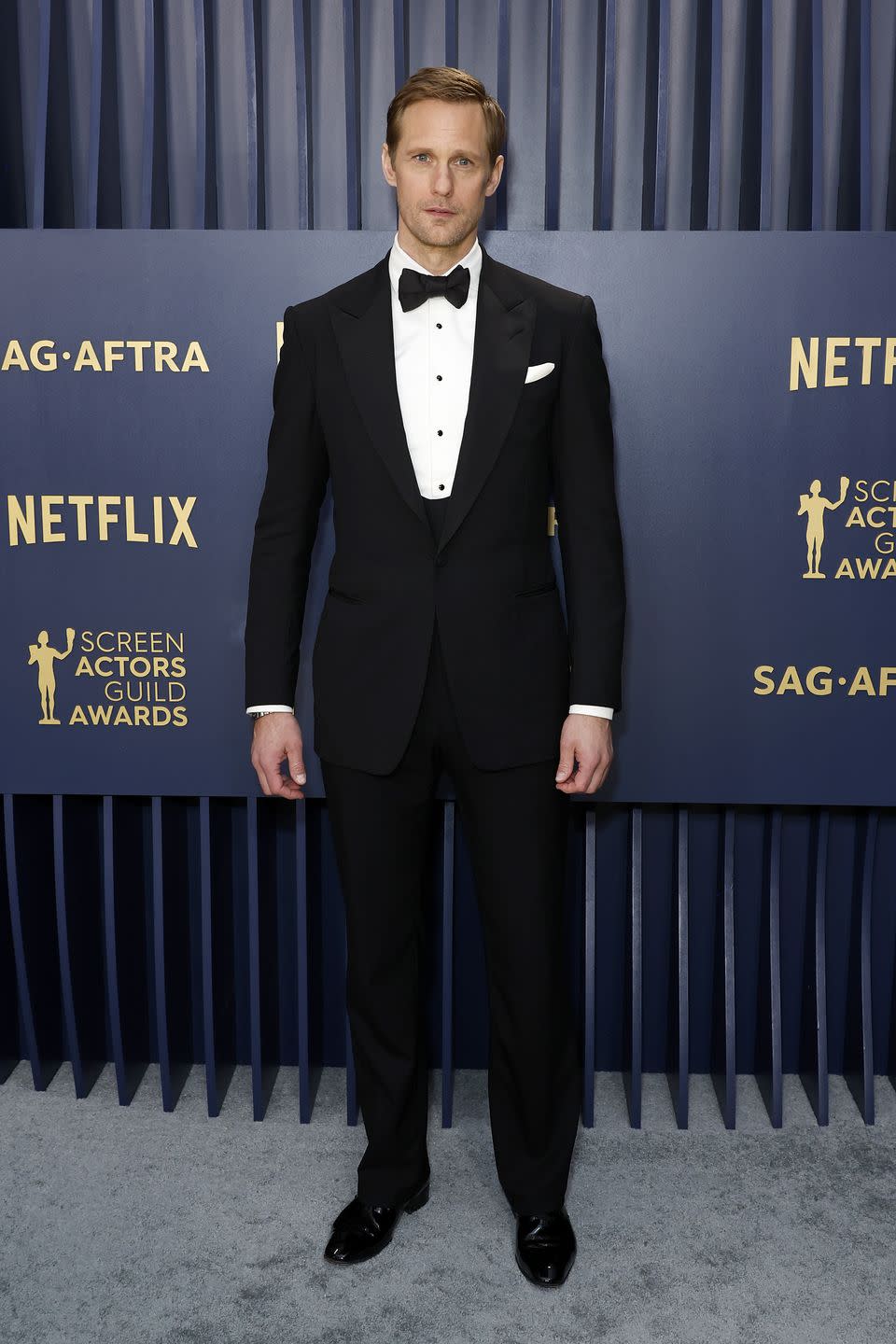 los angeles, california february 24 alexander skarsgaringrd attends the 30th annual screen actors guild awards at shrine auditorium and expo hall on february 24, 2024 in los angeles, california photo by frazer harrisongetty images