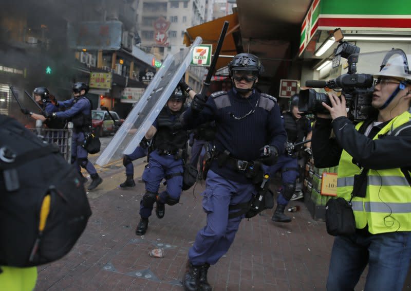 香港爆發大規模警民衝突（美聯社）