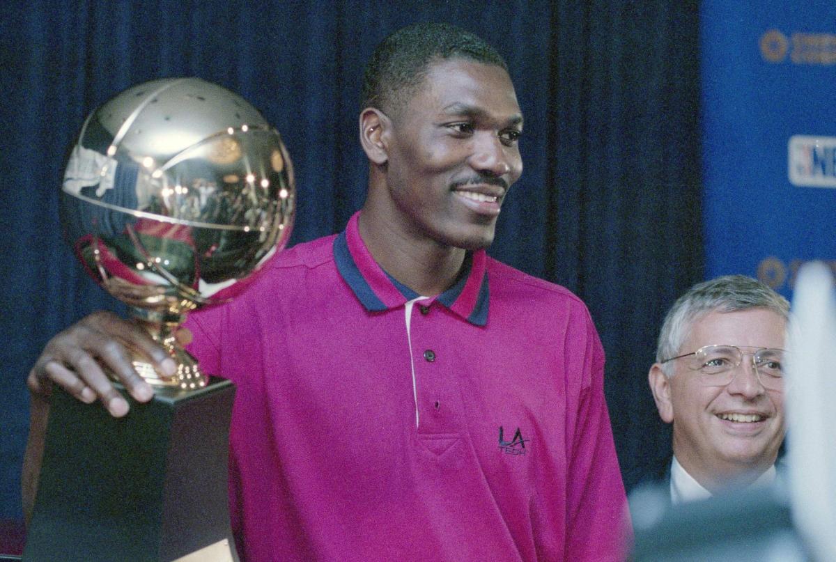 NBA 75 Series: #10 Hakeem Olajuwon