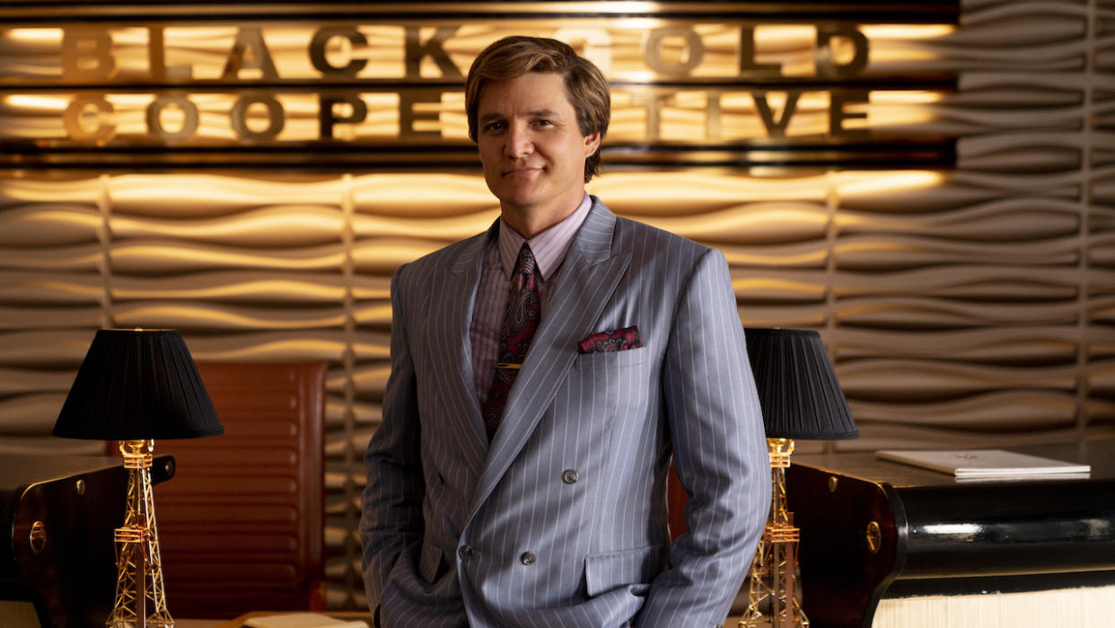  Pedro Pascal as Maxwell Lord in Wonder Woman 1984. 