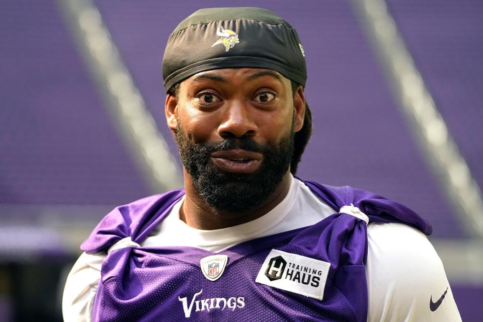 Vikings outside linebacker Za'Darius Smith speaks to the media during training camp.