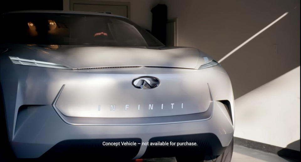 圖／影片最後，從附近車庫裡開出真正的Infiniti Qs Inspiration Concept概念車，官方表示將進行量產，但詳細日期尚未確定。