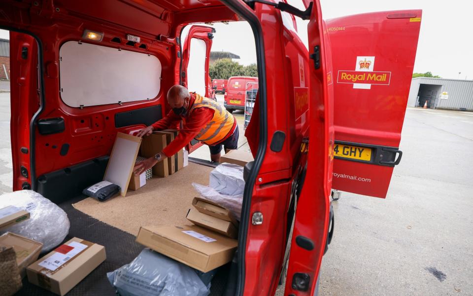 royal mail parcel deliveries - Chris Ratcliffe/Bloomberg