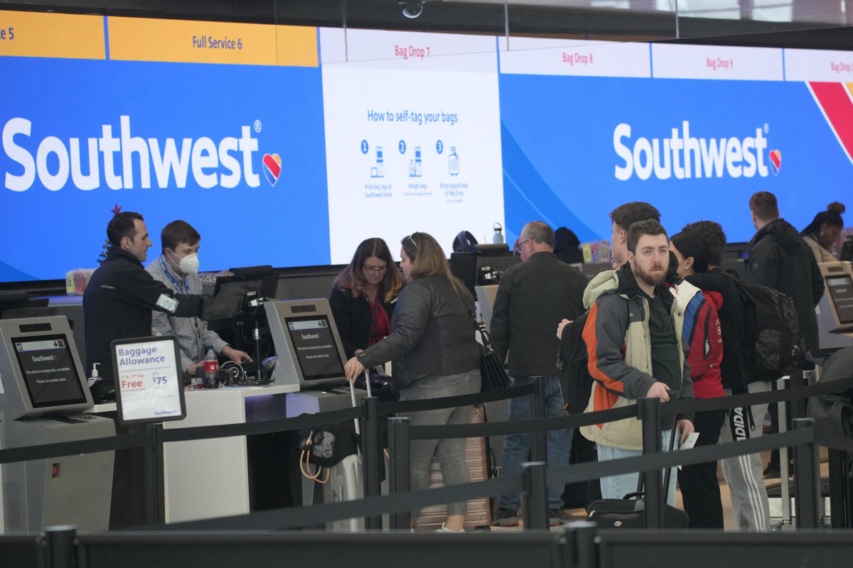 #Promotions, not job cuts, follow Southwest's holiday chaos