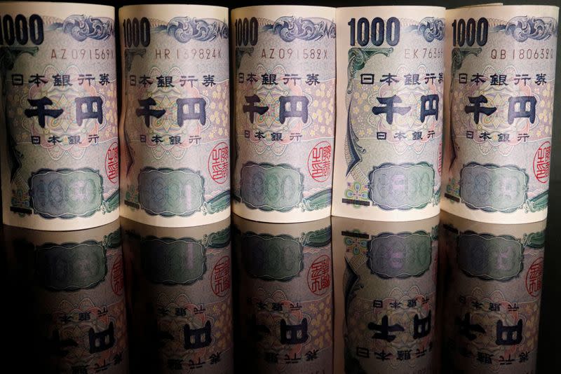 FILE PHOTO: Illustration picture of Japanese yen banknotes