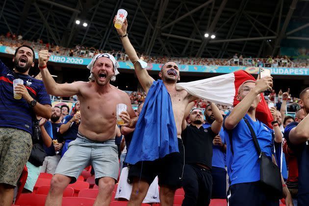 <p>Les supporters français à Budapest.</p>