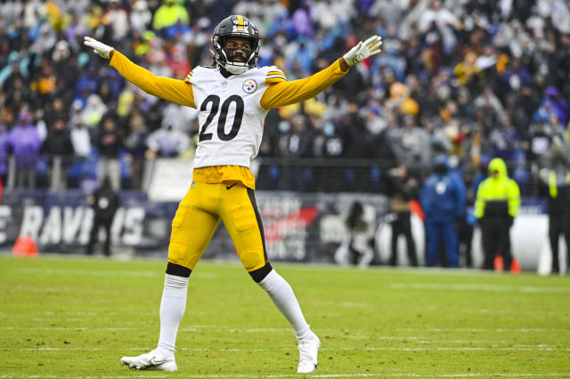 Detroit Lions sign free agent cornerback Cam Sutton to 3-year contract