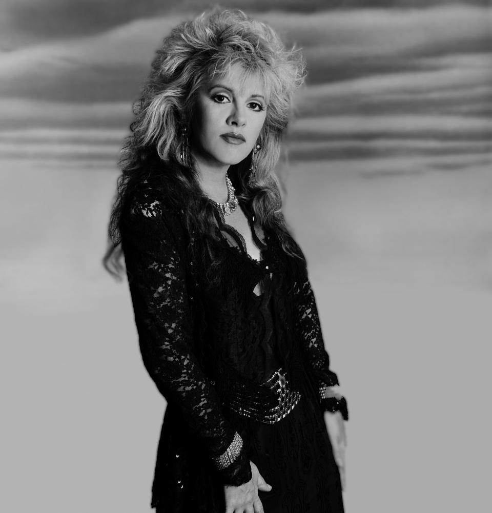 Black and white photo of Stevie Nicks