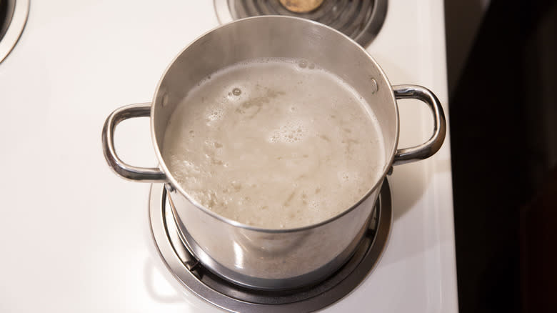 boiling pasta water in pot 