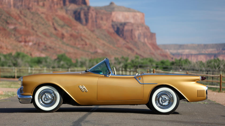 A 1954 Oldsmobile F-88 concept car.