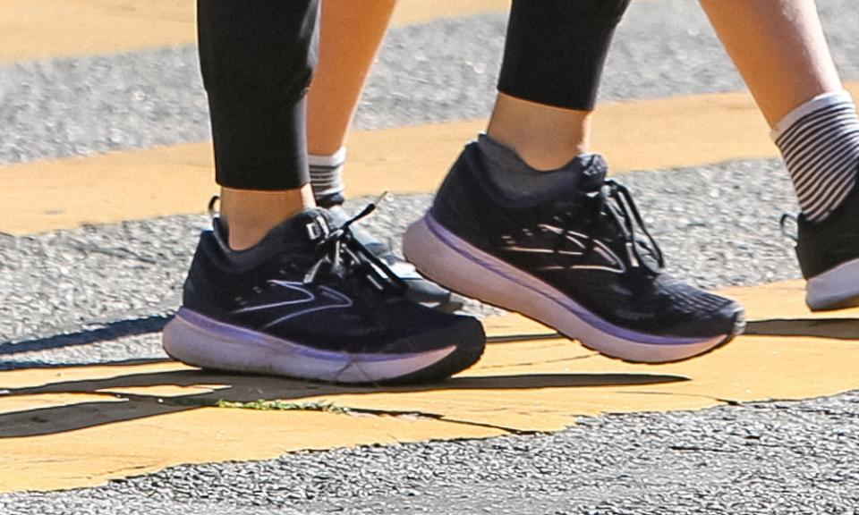 A closer look at Garner’s sneakers. - Credit: BG004/Bauergriffin.com / MEGA