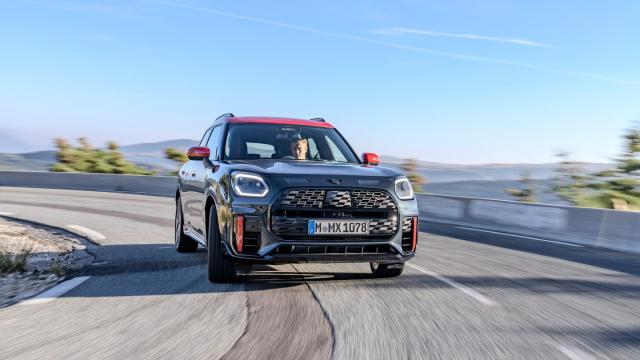 View Exterior Photos of the 2025 Mini Countryman JCW