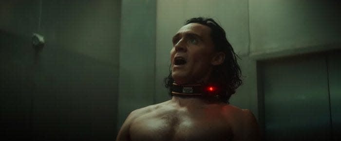 Tom Hiddleston shirtless