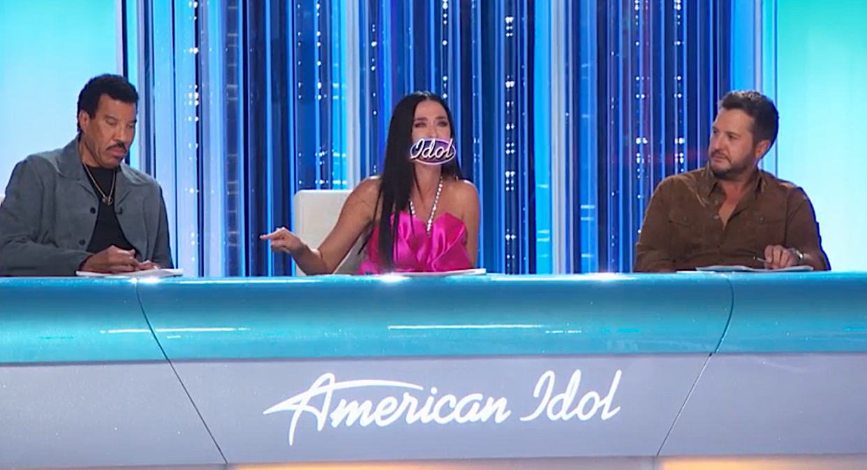 Katy Perry breaks down while speaking to 'American Idol' contestant Trey Louis, a survivor of the Santa Fe High School shooting in 2018. (Photos: ABC) 