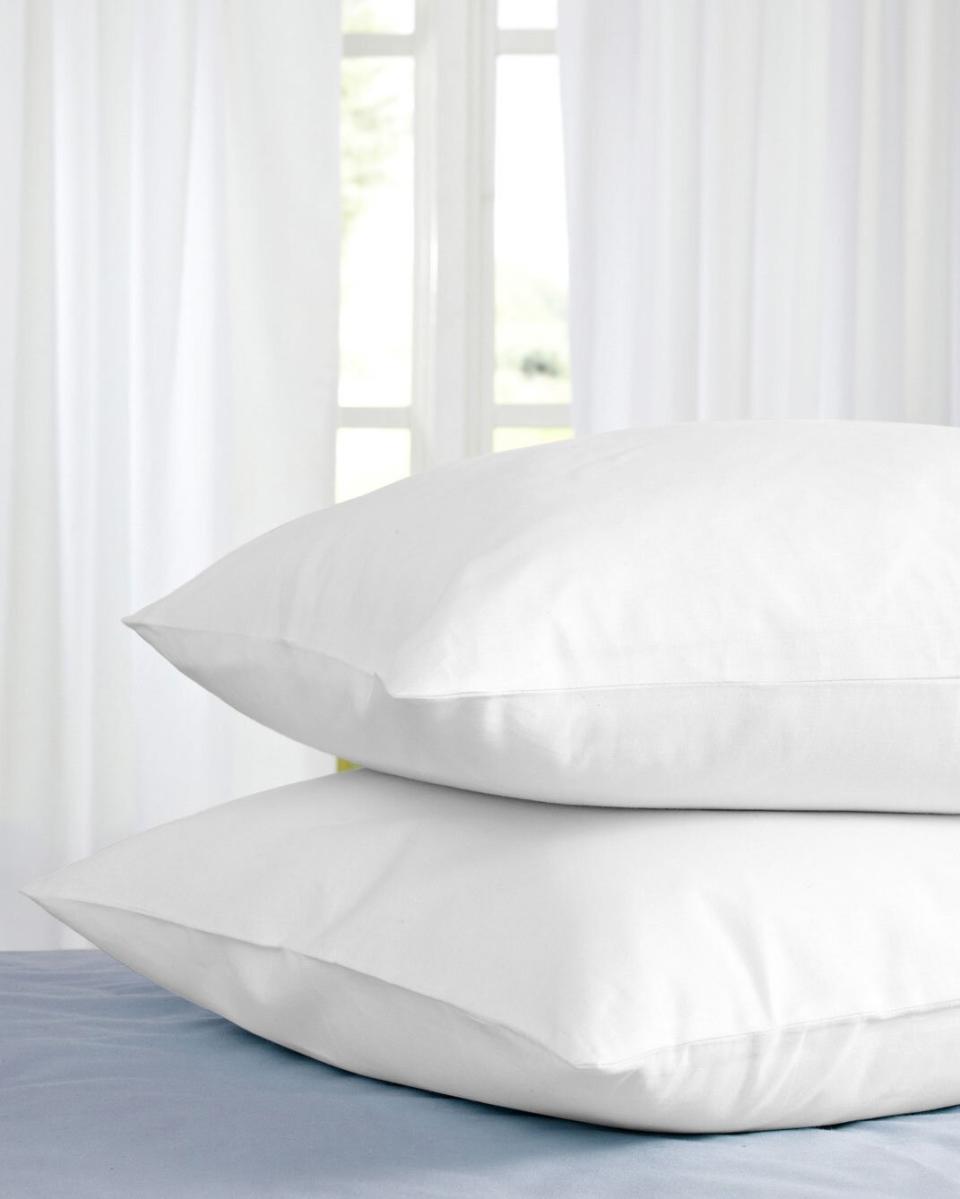 natural-laundry-boost-white-pillows-0316.jpg