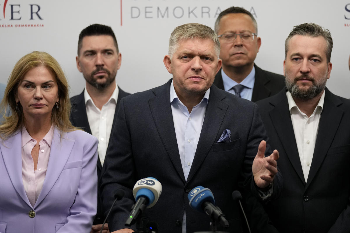 Slovenský prezident žiada populistického expremiéra, aby po víťazných predčasných voľbách zostavil vládu