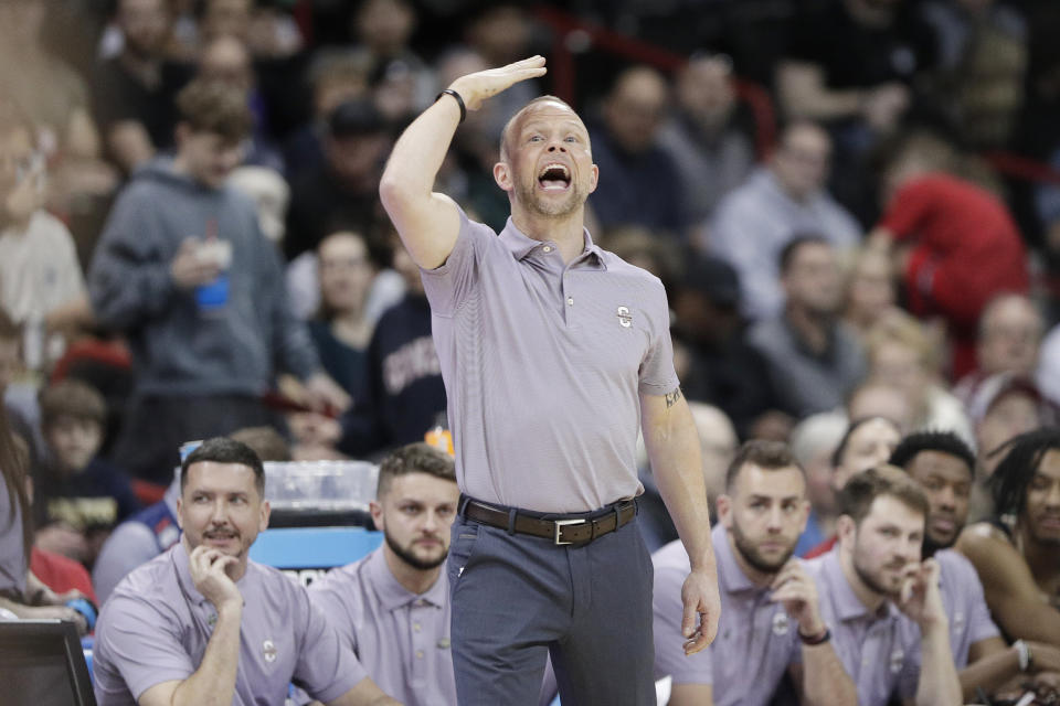 Charleston head coach Pat Kelsey signals his team during the first half of a first-round college basketball game against Alabama in the NCAA Tournament in Spokane, Wash., Friday, March 22, 2024. (AP Photo/Young Kwak)
