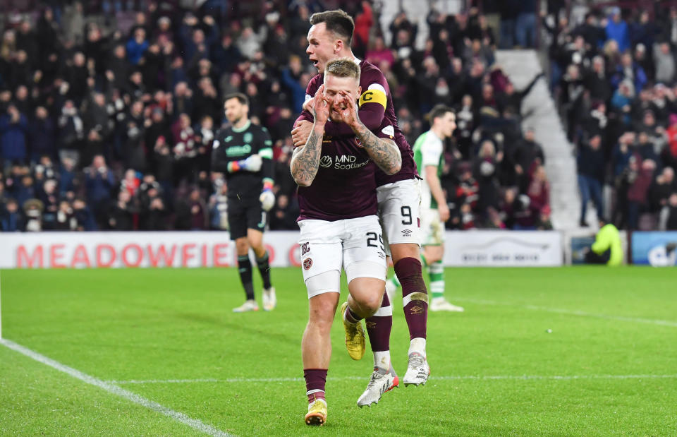 A Shankland brace and last minute goal from Stephen Humprys saw Hearts reign victorious at Tynecastle