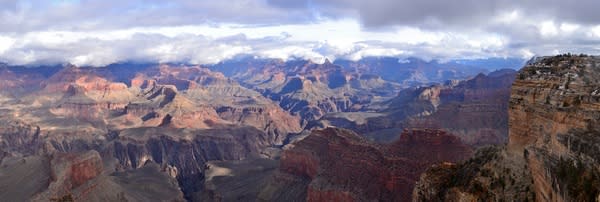 Grand Canyon viewed from Hopi Point, on the south rim. New evidence suggests the western Grand Canyon was cut to within 70 percent of its current depth long before the Colorado River existed.