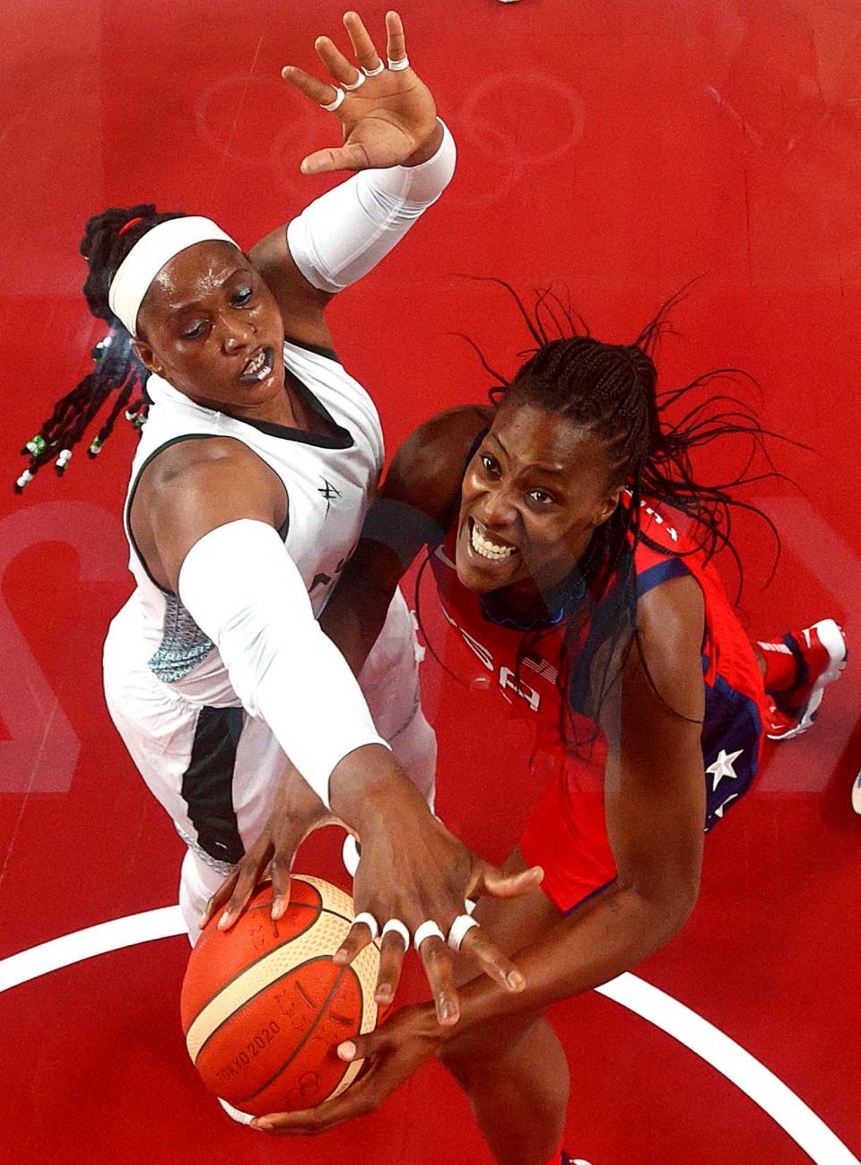 Sylvia Fowles navigates through traffic for a layup.