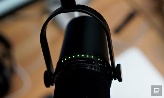 Shure MV7 that looks like SM7B! : r/Shure