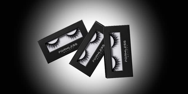 <p>Formless Beauty</p> Formless Beauty's faux-mink eyelashes