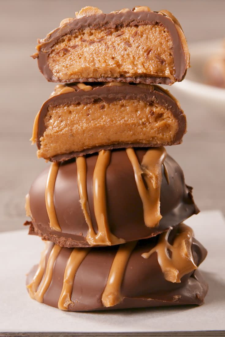 <p>No baking needed to make these ultra easy (and keto-friendly) cookies!</p><p>Get the <strong><a href="https://www.delish.com/cooking/recipe-ideas/a19425488/keto-peanut-butter-cookies-recipe/" rel="nofollow noopener" target="_blank" data-ylk="slk:Keto Peanut Butter Cookies recipe;elm:context_link;itc:0;sec:content-canvas" class="link ">Keto Peanut Butter Cookies recipe</a> </strong>from Delish. </p>