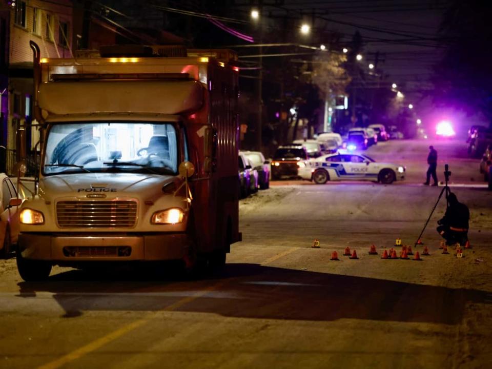 Montreal police found multiple shell casings on the ground, near the corner of Monselet Street and de Bruxelles Avenue. Police received a call about gunshots at 2:20 a.m. Saturday and shortly afterwards, a 25-year-old man showed up in hospital with gunshot wounds. (Radio-Canada/Mathieu Wagner - image credit)