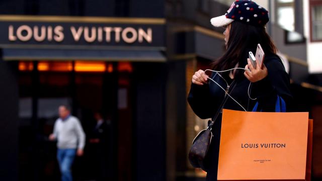 The World Just Can't Get Enough Louis Vuitton Handbags - Bloomberg