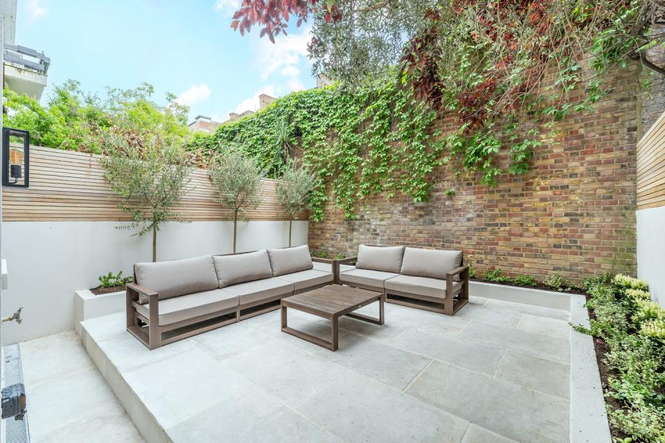 flat for sale in colville terrace, london