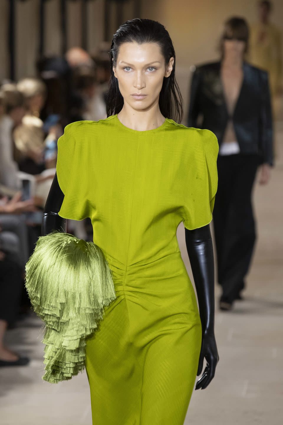 victoria beckham runway spring summer 2023 paris fashion week