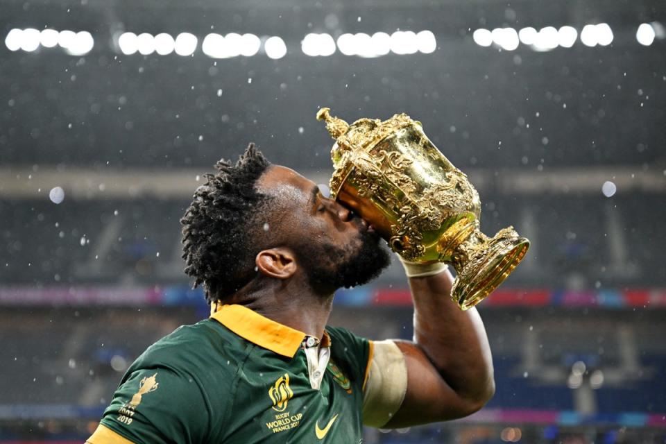 Siya Kolisi became only the second captain to lift the Webb Ellis Cup twice (Getty)