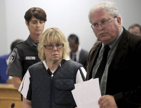 Joyce Mitchell (L) stands with her lawyer Steven Johnston as she appears before Judge Buck Rogers in Plattsburgh City Court, Plattsburgh, New York June 15, 2015. REUTERS/G.N. Miller/NY Post/Pool