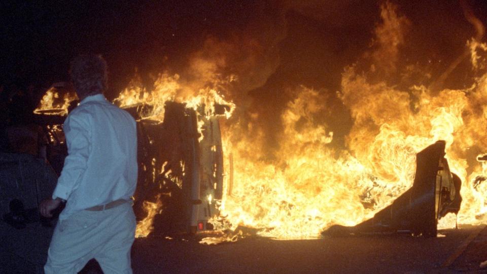 Vier Tage lang wütete ein Mob im August 1992 in Lichtenhagen. (dpa)