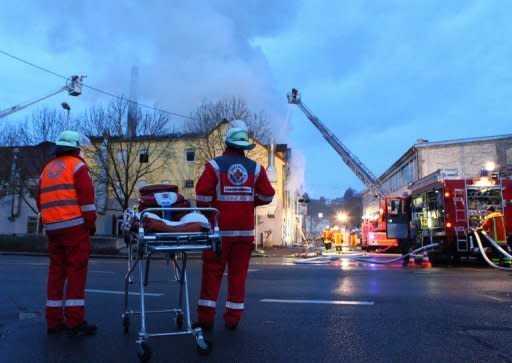 Bei einem Großbrand in Backnang in Baden-Württemberg sind acht Menschen ums Leben gekommen. Darunter sind sieben Kinder, wie ein Sprecher der Polizei Waiblingen sagte