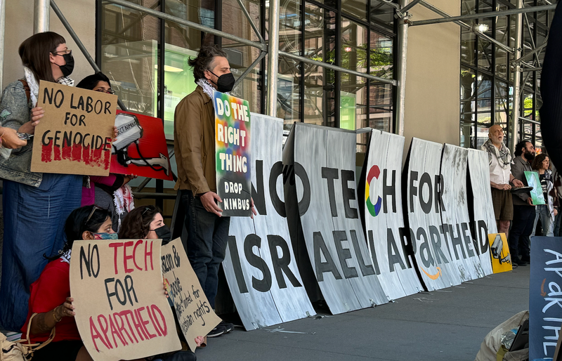 Protestors lined outside of Google’s Chelsea office on Tuesday. - Photo: Maxwell Zeff