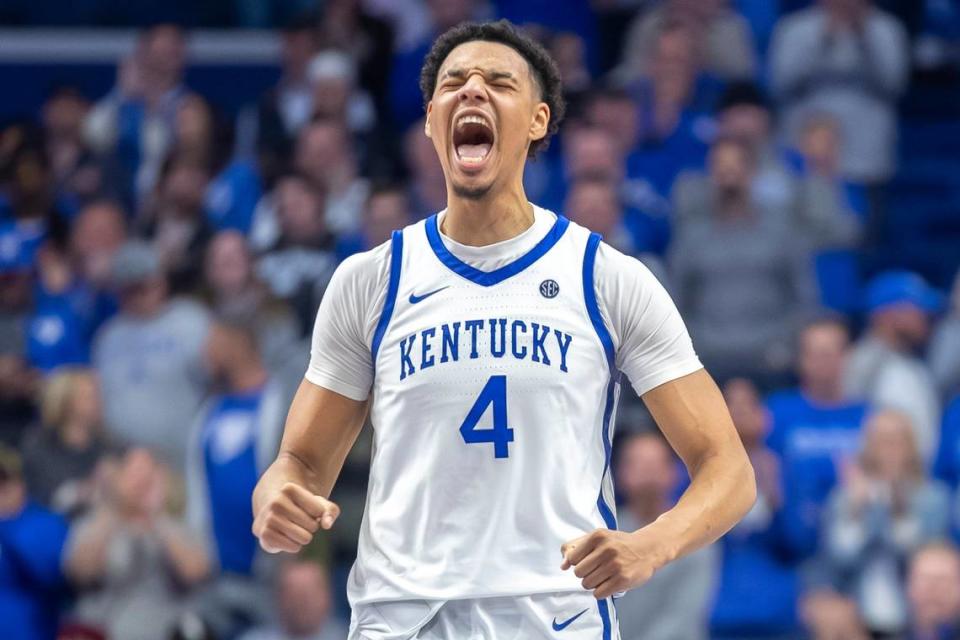 Tre Mitchell scored 22 points, including a pair of 3-pointers in overtime, in Kentucky’s win against Saint Joseph’s on Monday. He also had six rebounds, four assists and four blocked shots.