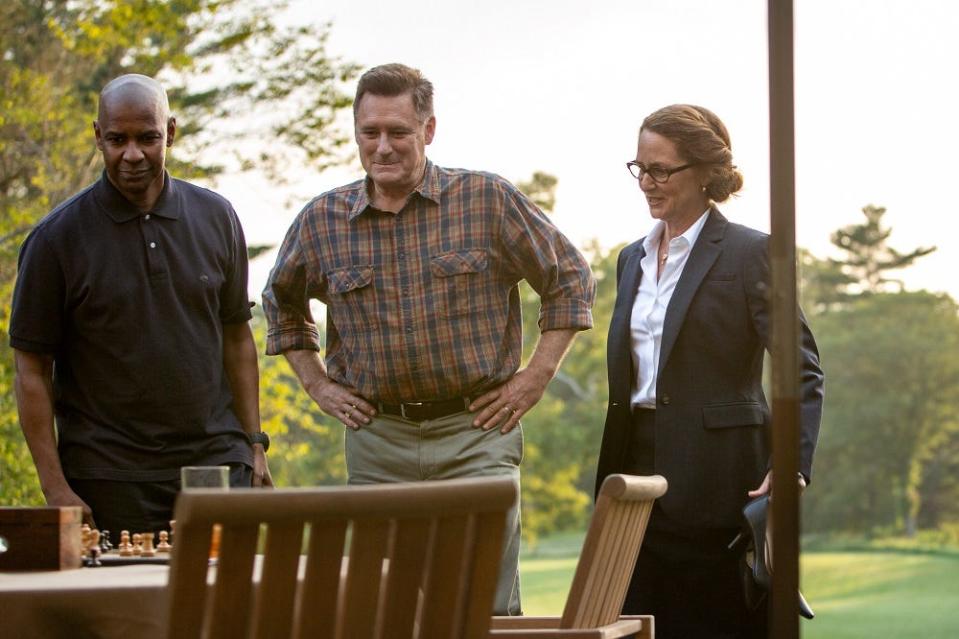 Robert McCall (Denzel Washington) hangs out Brian Plummer (Bill Pullman) and wife Susan Plummer (Melissa Leo) in "The Equalizer." Susan was killed in "The Equalizer 2."