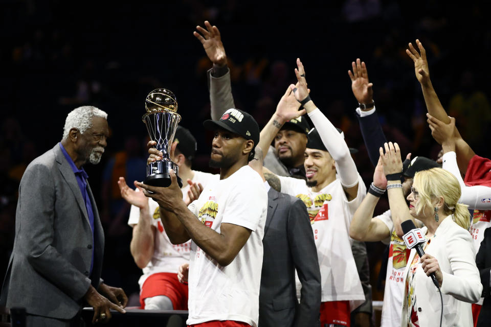 OAKLAND, CALIFORNIA - JUNE 13: Kawhi Leonard #2 of the Toronto Raptors is awarded the MVP after his team defeated the Golden State Warriors to win Game Six of the 2019 NBA Finals at ORACLE Arena on June 13, 2019 in Oakland, California. NOTE TO USER: User expressly acknowledges and agrees that, by downloading and or using this photograph, User is consenting to the terms and conditions of the Getty Images License Agreement. (Photo by Ezra Shaw/Getty Images)