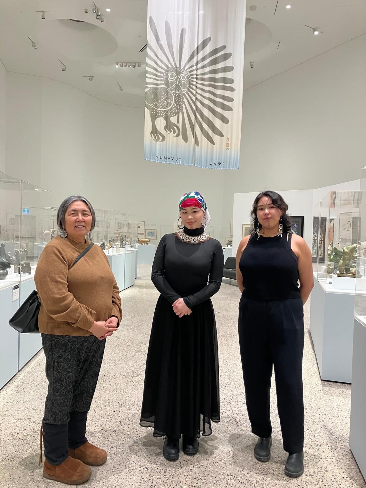 Eva Qirniq Noah, Aghalingiak Okokannoak and Dayle Kubliuitok were chosen to attend a four-week artist residency for Inuit artists at the Winnipeg Art Gallery-Qaumajuq. (WAG-Qaumajuq - image credit)