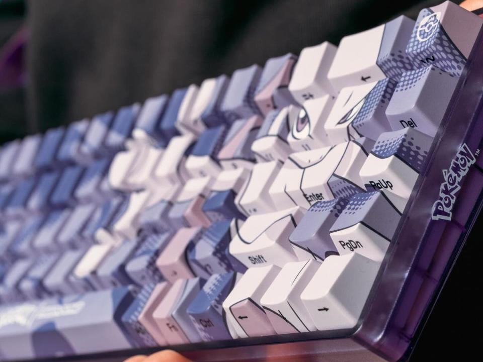 Higround Mewtwo keyboard