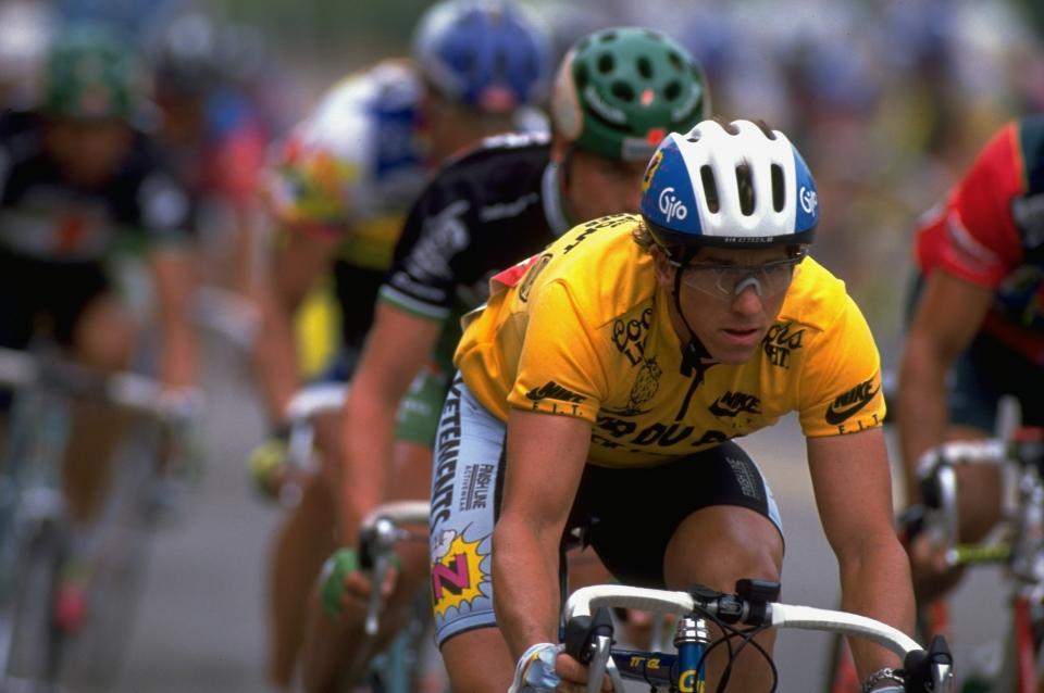 Greg LeMond races in the Tour du Pont in Washington, DC May 14, 1992.