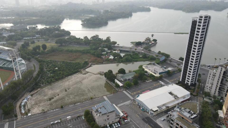 澄清湖周邊居民憂心大淹水噩夢再現。   圖：小貝湖守護聯盟提供